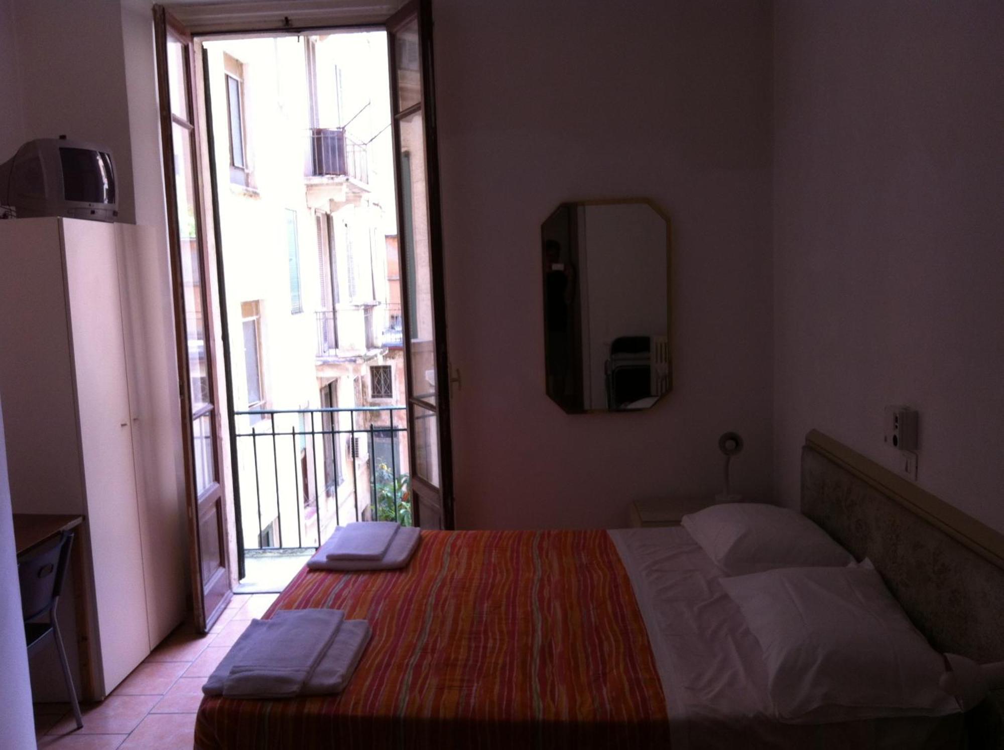 Hotel Gambara Milano Ngoại thất bức ảnh