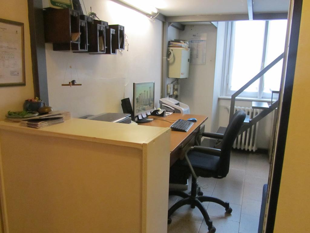 Hotel Gambara Milano Ngoại thất bức ảnh